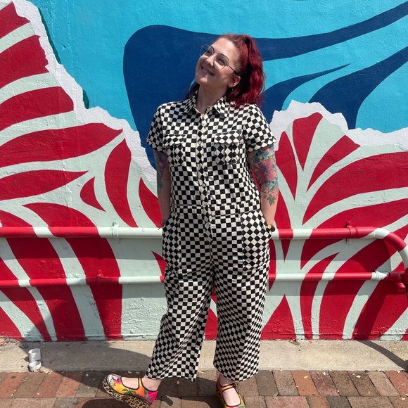 Meet your Posher, Paula - Picture 1 of 1